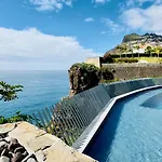 아파트 Sea Front 카메라데로보스