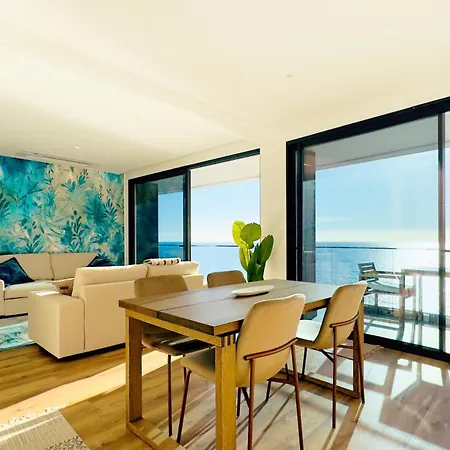 Sea Front Camara de Lobos