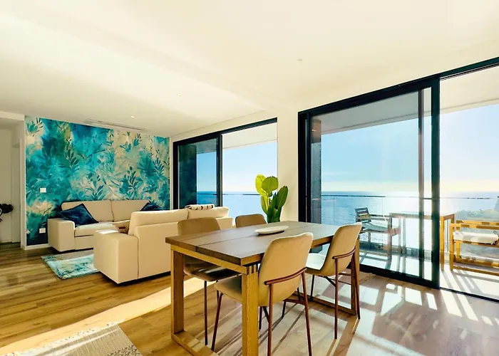 Sea Front Câmara de Lobos