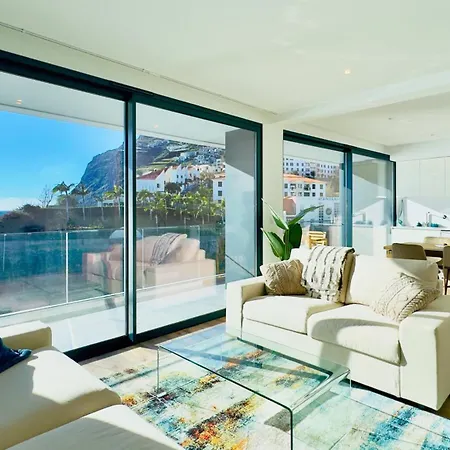 Sea Front *