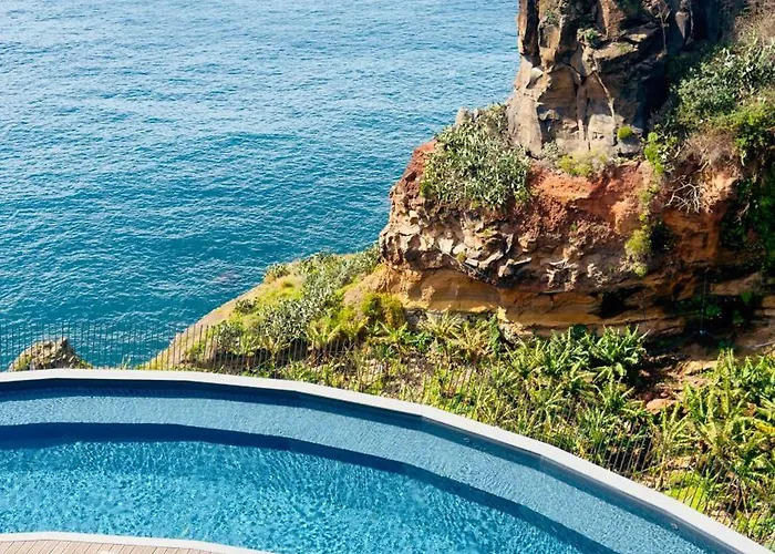 Apartment Sea Front Câmara de Lobos