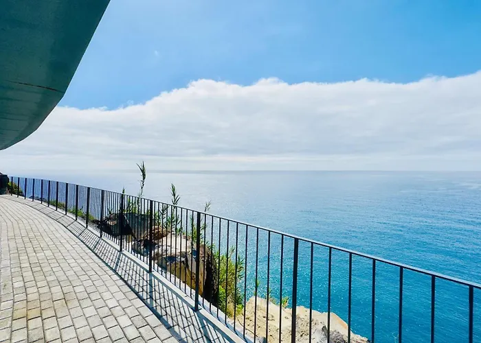Apartment Sea Front Câmara de Lobos